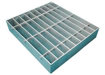 A swage-locked aluminum steel grating on the white background.